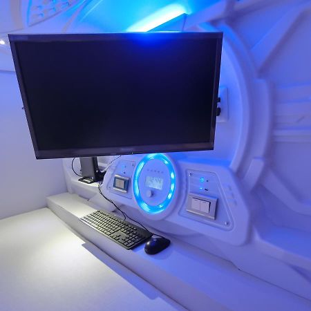 Capsule Hotel Manyudo Kyoto Eksteriør billede
