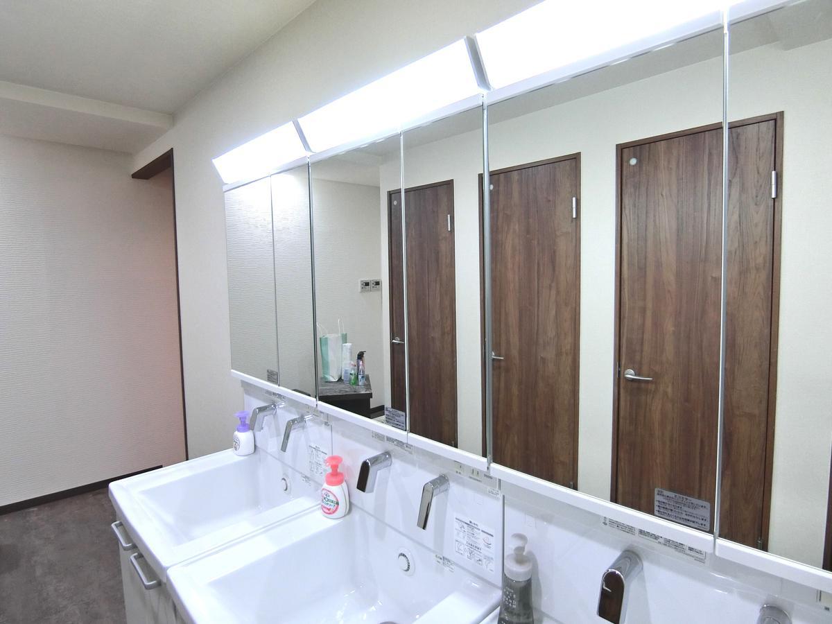 Capsule Hotel Manyudo Kyoto Eksteriør billede