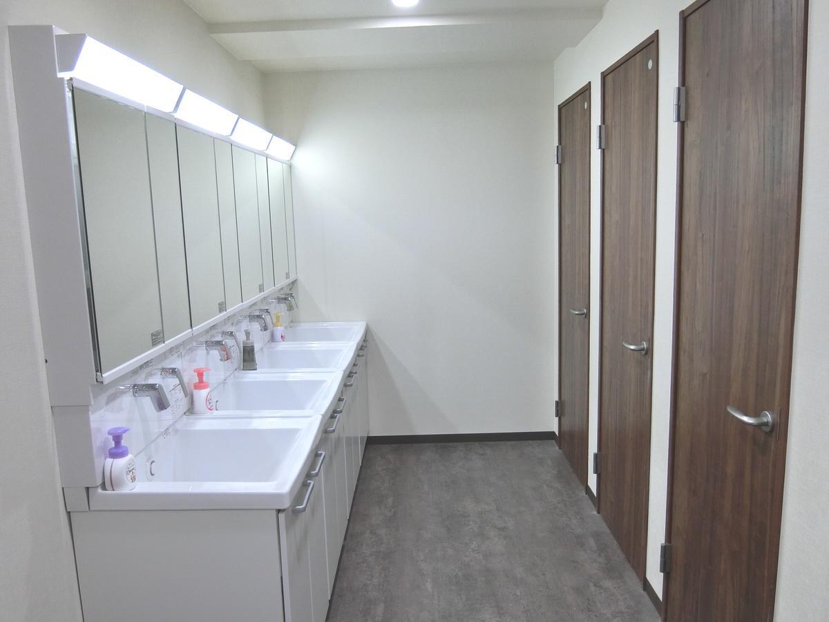 Capsule Hotel Manyudo Kyoto Eksteriør billede