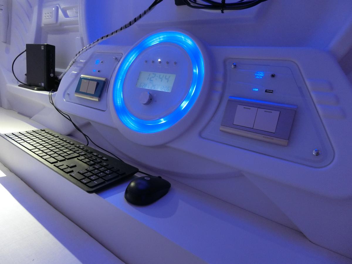 Capsule Hotel Manyudo Kyoto Eksteriør billede