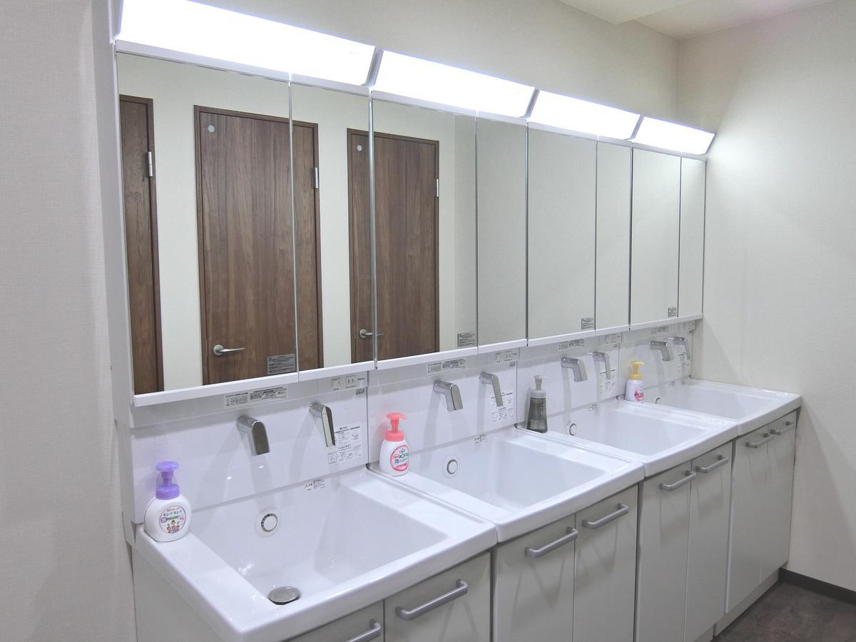 Capsule Hotel Manyudo Kyoto Eksteriør billede